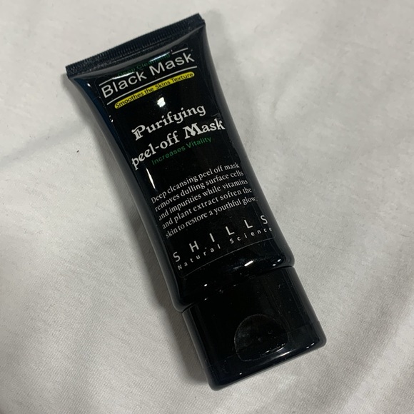 Black Mask - Picture 5 of 6